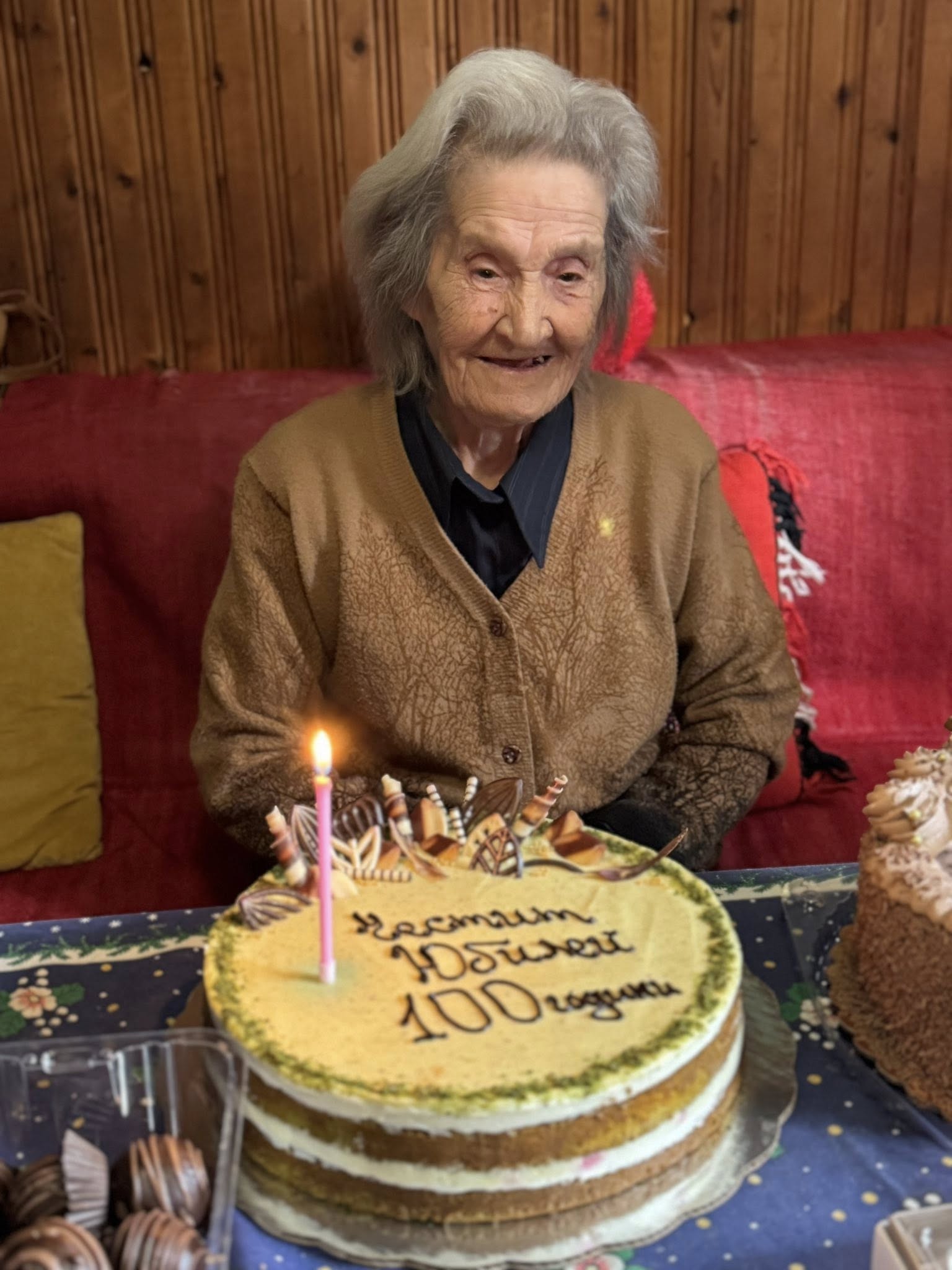 Поздравления за столетницата Мара Бучкова