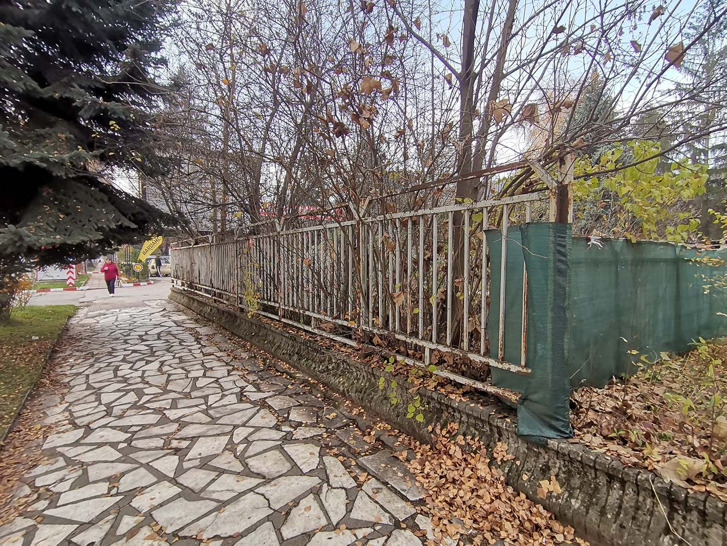 Поредна отмяна на търгове за евтини парцели