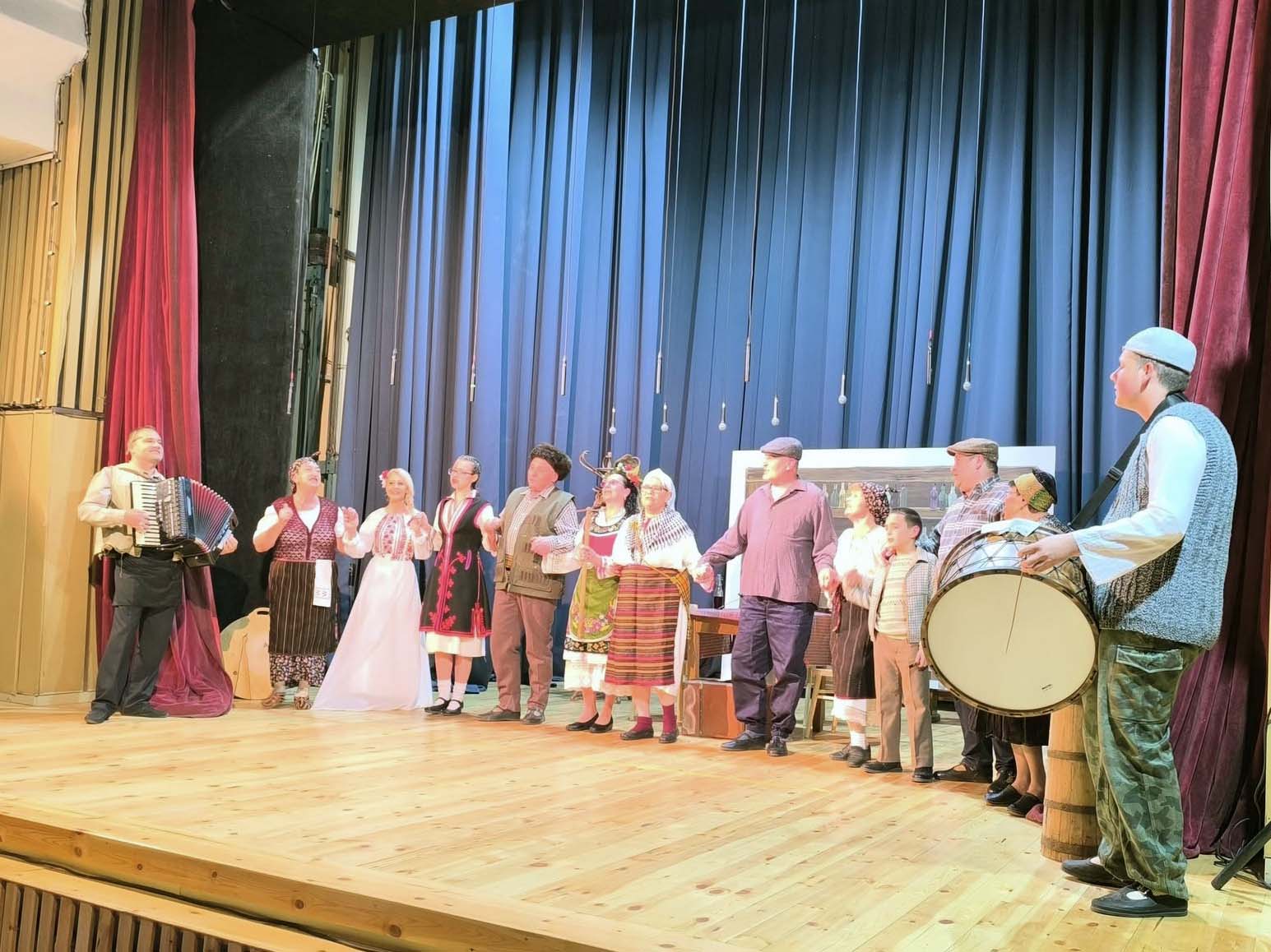 „Каменски джаджорици“ - още по-пъстри и по-забавни